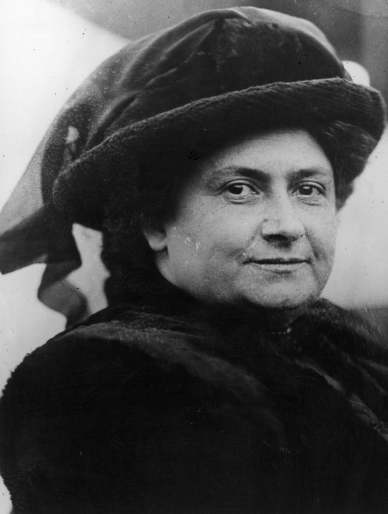 Maria Montessori in 1914. Ze werd geboren in 1870 en overleed in 1952 in Noordwijk aan Zee. Beeld Getty