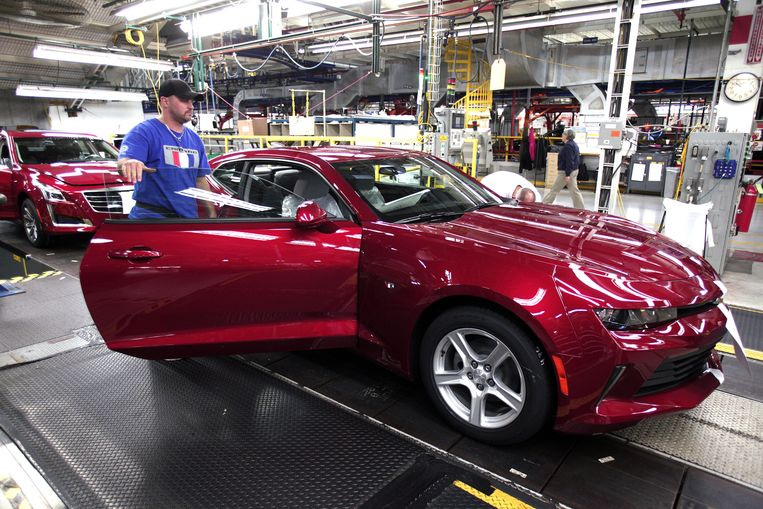 Een General Motors-fabriek in Michigan (VS). Senatoren uit die staat smeekten Taiwan per brief om alles in het werk te stellen om het tekort aan chips op te lossen. Beeld AFP