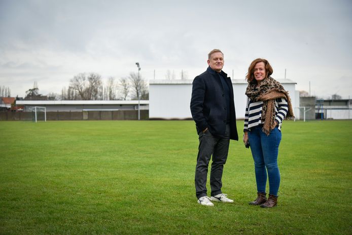 De plaats voor de nieuwe polyvalente zaal maakten schepenen Goedele Uyttersprot en Raf De Wolf in 2019 bekend: site Konkelgoed. Een definitief ontwerp is nog niet klaar.