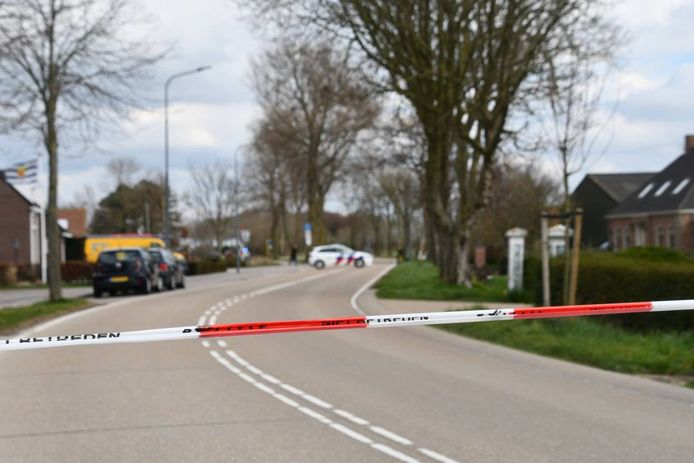 De Mariekerkseweg werd tijdelijk afgezet.