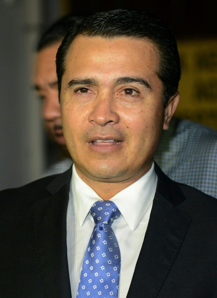 Juan Antonio ‘Tony’ Hernandez, advocaat van beroep, werd in Miami gearresteerd. Hij wordt verdacht van drugssmokkel.