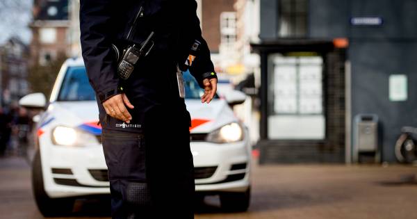 Politie voorkomt met vijf aanhoudingen confrontatie tussen supporters De Graafschap en Go Ahead.