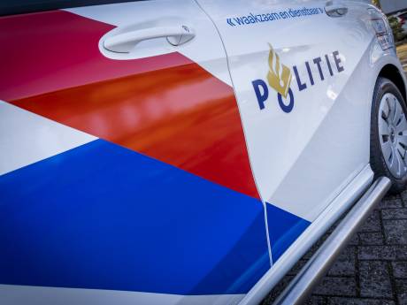 Politie zoekt getuigen van mishandeling in Zaandam, slachtoffer zwaargewond op straat achtergelaten
