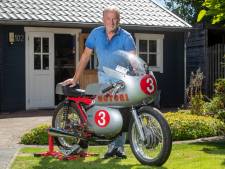 Ton van den Broek verliefd op zijn Motobi uit 1969: ‘Grijze kuip en rood frame, mooier kan het niet’