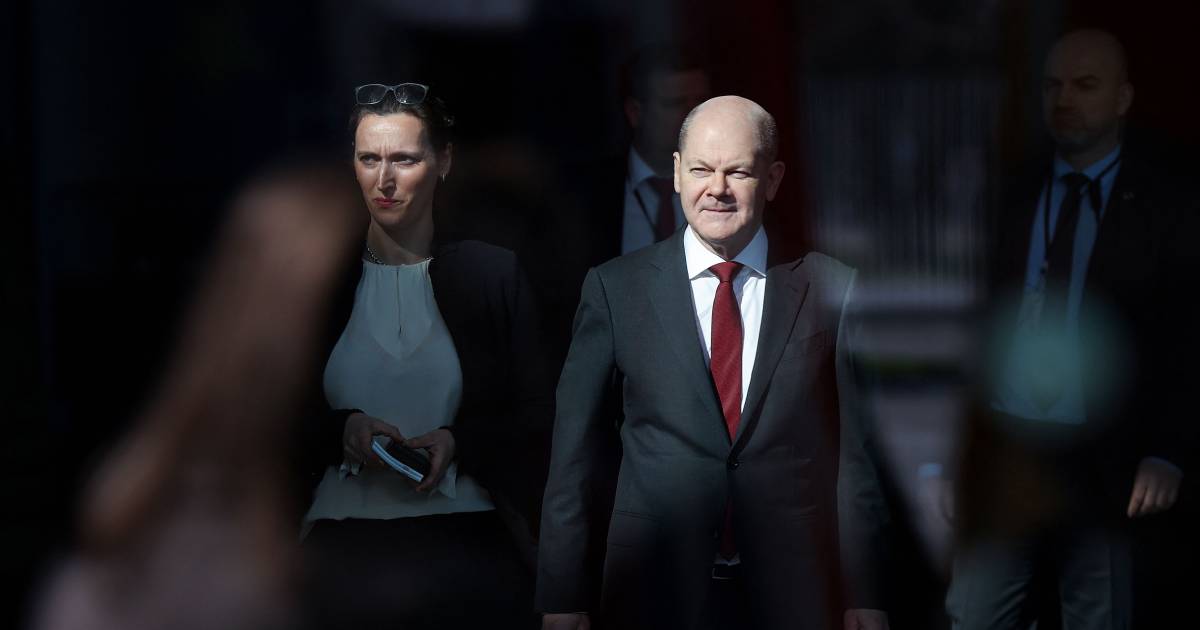 German Chancellor Scholz loses grip on quarreling coalition partners