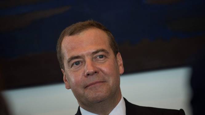 Russische ex-president dreigt rechters ICC in Den Haag met raket: ‘Houd de lucht maar goed in de gaten’