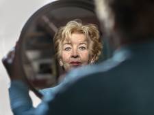 Pamela (24) verloor tweelingzus: '90 procent van wie ik was, van mijn geluk, is doodgegaan'