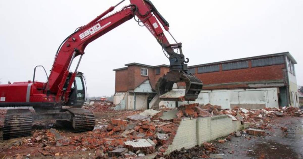 Sloop sokkenfabriek; wat het gat moet 'stoppen' is nog ongewis