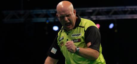 De Verjaardag Van Raymond Van Barneveld Londen Is Nu Een Spookstad Gewoon Dood Darts Ad Nl