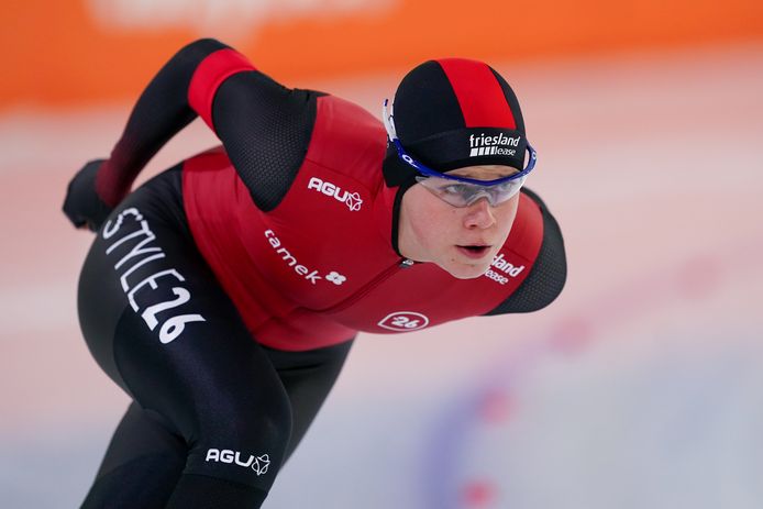 Emmeloordse Femke Beuling net naast podium op 500 meter op NK afstanden ...