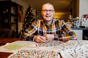 Harry de Leuw maakt elk jaar de kerstpuzzel voor het Brabants Dagblad. Dit jaar focust hij op het nieuws.