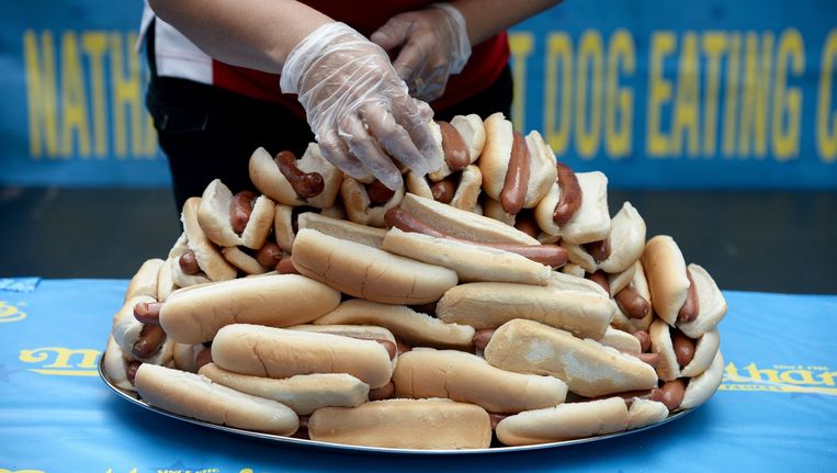 Ook hotdogs zouden darmkanker kunnen veroorzaken, stelt de WHO. Beeld anp