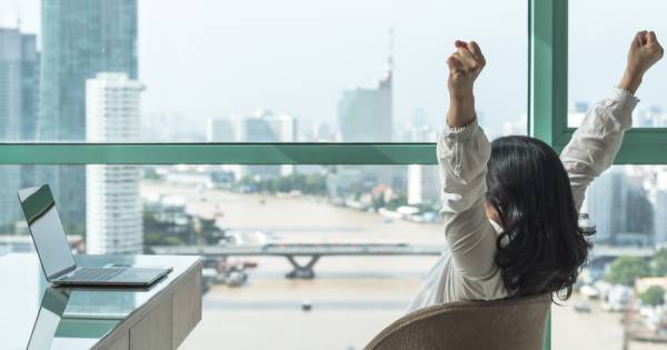 Overschot aan vrije dagen en straks iedereen tegelijkertijd weg? 'Werknemers houden recht op vakanti