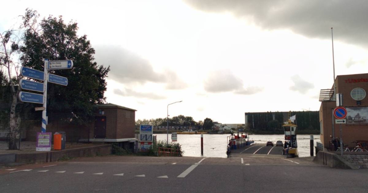Veerverbinding Krimpen-Kinderdijk deels afgesloten: werkzaamheden tegen hoogwater