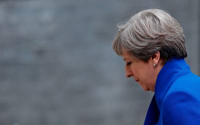 'Boze partijgenoten dreigen May met intrekken steun'