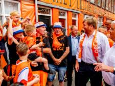 Alleen die 1,5 meter afstand houden nog, ‘Rutte, geloof je het zelf?’