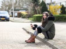 Auto’s in Enschede én Losser met draaiende motor gestolen: ‘Mijn man draaide zich stomverbaasd om en vroeg: ‘Waar is je auto?’