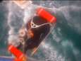 Surfer wordt in Californië gegrepen door een witte haai maar overleeft de aanval: “Een kerstmirakel” 
