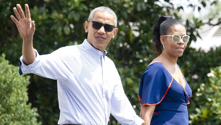 Obama vertoef momenteel met zijn familie in Martha's Vineyard, Massachusetts, waar hij geniet van zijn jaarlijkse verlof. Beeld Photo News