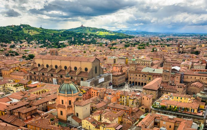 Uno dei soprannomi di Bologna è 