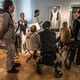 Mensen met dementie leven op in het museum