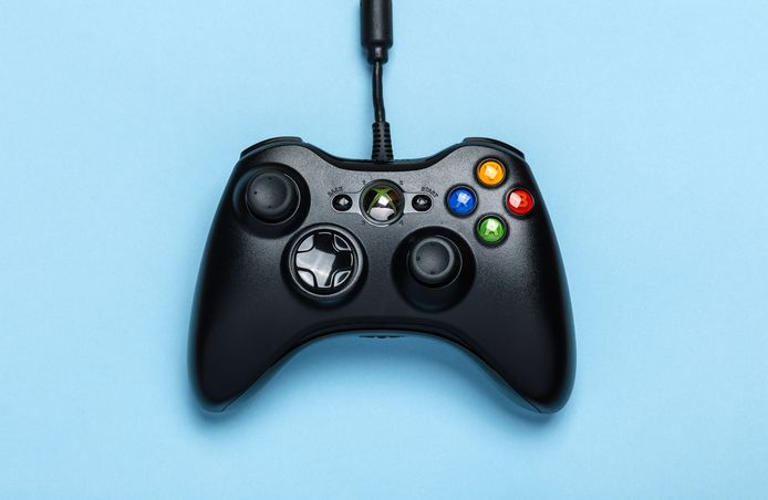 De controller van de Xbox One, een van de gameconsoles die momenteel in een demissionaire periode vertoeven door de komst van de Xbox Series S/X en de PlayStation 5