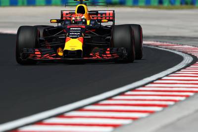 Verstappen test ook in Hongarije