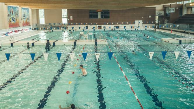 Eindelijk weer baantjes trekken in zwembad Rozebroeken: “Wel nog verplicht met reservatie”