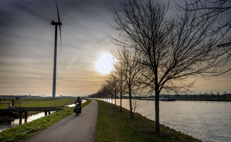 Nu gemeenten met te weinig geschikte locaties komen, ziet de provincie zich genoodzaakt om zelf locaties aan te wijzen. Beeld Werry Crone