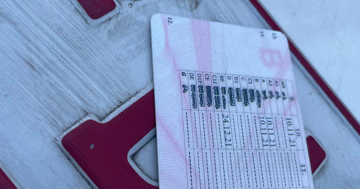 Driver under the influence (20) caught with false number plate and