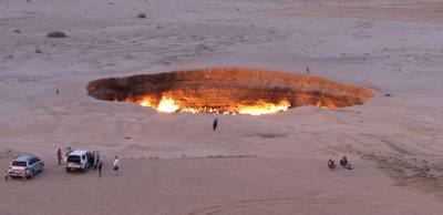 Le Turkménistan veut fermer “la porte de l’Enfer”, un cratère qui brûle depuis un demi-siècle