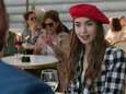Het regent kritiek op nieuwe Netflix-reeks ‘Emily In Paris’: “Dit is ronduit beledigend”