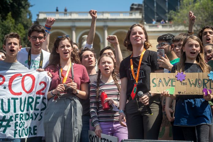 Volgens de organisatie betoogden 25.000 jongeren met de Zweedse klimaatactiviste Greta Thunberg. Ook Anuna De Wever was erbij.