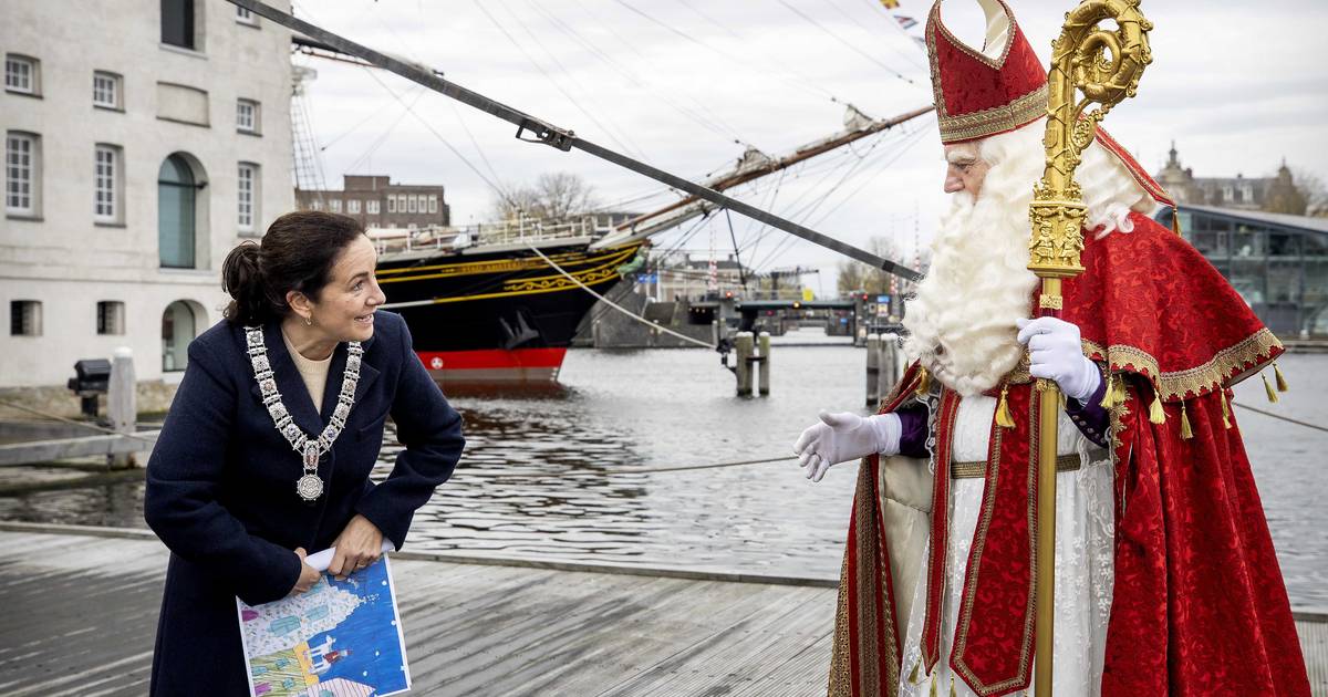 Intocht Sinterklaas in Amsterdam gaat in aangepaste vorm door Binnenland bndestem.nl