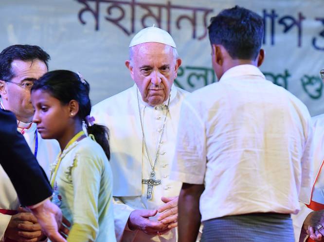 Paus spreekt 'taboewoord Rohingya' toch uit