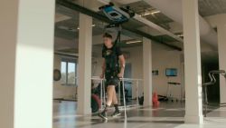 Van Aert over revalidatie: "Conditie opbouwen met aquajogging”