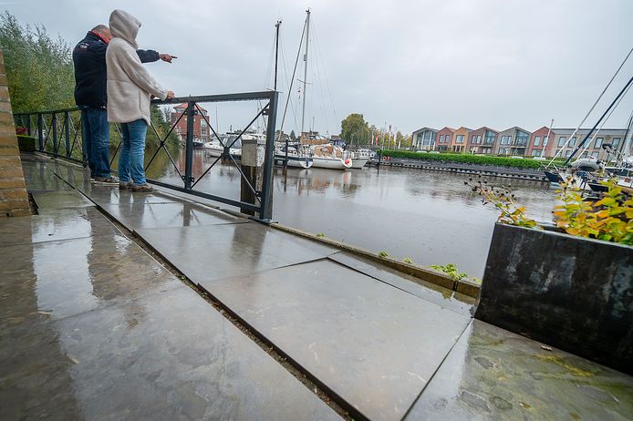 Bewoners furieus over slepende havensoap: ‘Meebetalen? Maar wij zijn ...