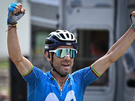 Valverde wint sprintje bergop en slaat dubbelslag in Ronde van Sicilië