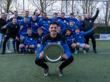 VVOP na twintig jaar weer kampioen, emotioneel afscheid Daquillio da Gama: ‘De mooiste dag in jaren’