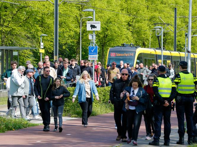 Ongeveer 3000 supporters nemen extra tram op wedstrijddag FC Utrecht, toekomst nog onzeker