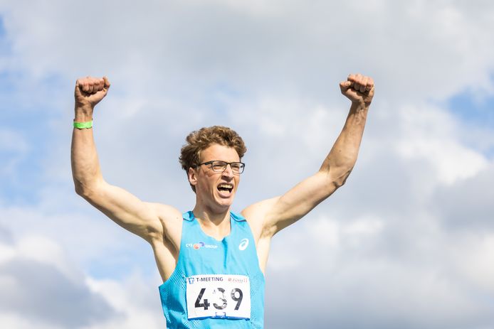 Sven Roosen wint de T-Meeting met een EK-limiet en 'een stuk of zes, zeven' pr's.