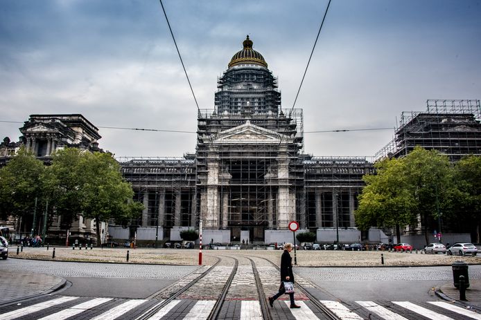 Het Brusselse justitiepaleis, waar het achter de schermen al een tijdje stevig klettert.