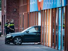 Politie houdt drie verdachten aan na ramkraak Coolblue op Europaplein Utrecht