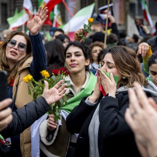 Iranian-Dutch on Dam Square: ‘These are the regime's final days. Finally, it’s happening’