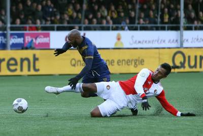 Castelen doet oude liefde pijn en geniet ervan