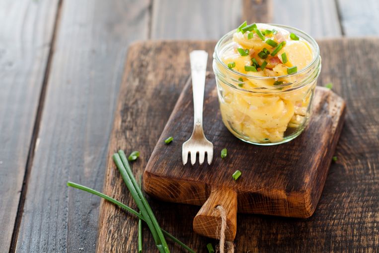 Dit zijn de lekkerste recepten voor aardappelsalade Beeld Getty Images/Westend61