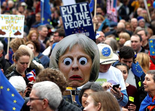 De mars moet de Britse regering overhalen tot het uitschrijven van een nieuw referendum.