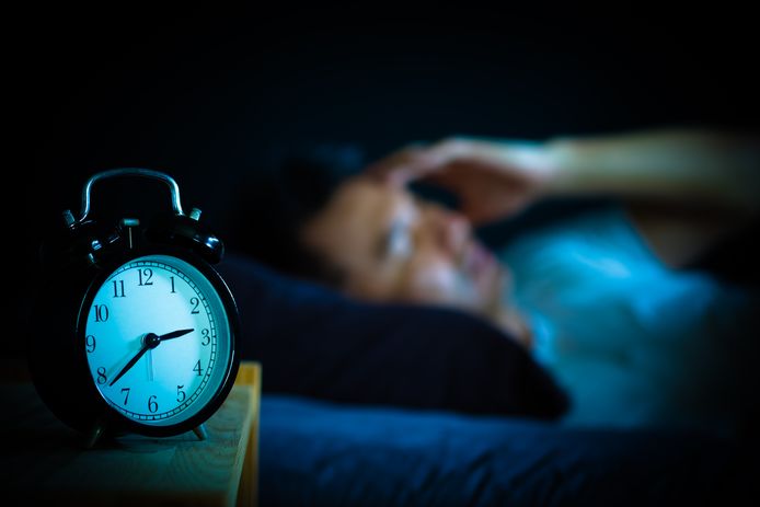 Een ander ritme aanhouden dan je biologische klok kan op den duur tot slaapproblemen leiden. Je biologische klok ‘verzetten’ is mogelijk.