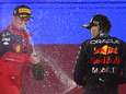 Verstappen en Leclerc dwingen elkaar ook aan Rode Zee tot uiterste: ‘Laat elke race dit seizoen maar zo zijn’