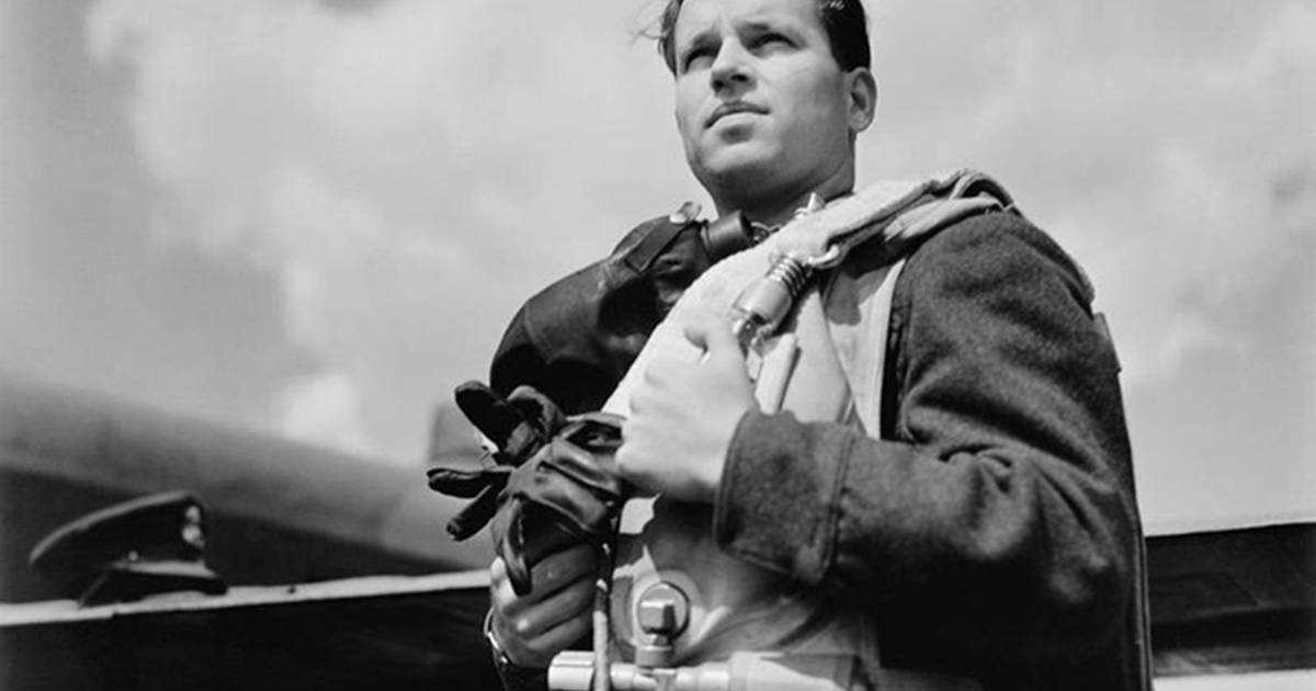 Absurde klus met stuiterbom maakte superpiloot Guy Gibson (24